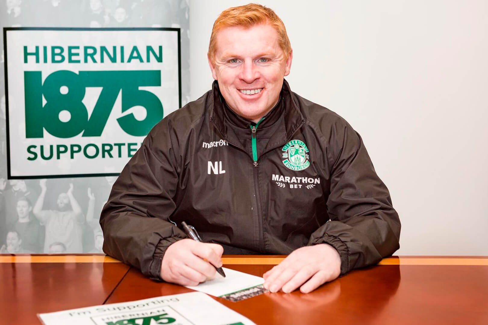 https://front-stg.hiberniansupporters.co.uk/neil-signs-for-hsl/